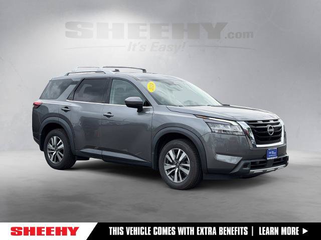 Used 2024 Nissan Pathfinder SL AWD/4WD image 1