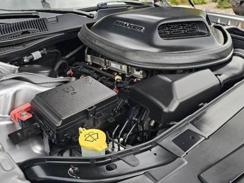 Used 2016 Dodge Challenger R/T RWD image 25
