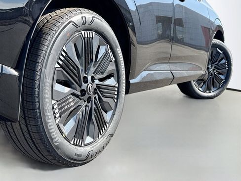 New 2026 Nissan Murano Platinum w/ Cargo Package AWD/4WD image 13