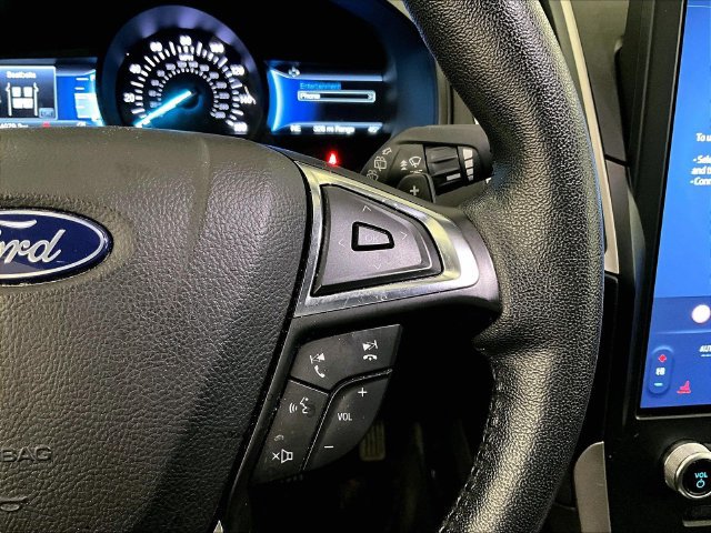 Used 2022 Ford Edge SEL w/ Class II Trailer Tow Package AWD/4WD image 18