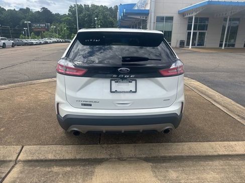 Used 2022 Ford Edge Titanium w/ Cargo Accessory Package AWD/4WD image 12