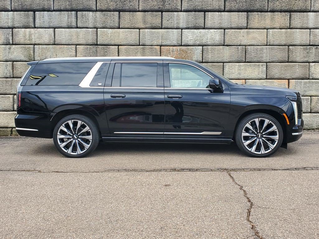 Certified 2025 Cadillac Escalade ESV Premium Luxury w/ Touring Package AWD/4WD image 5