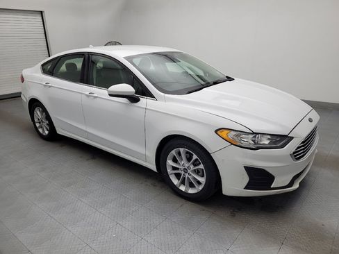 Used 2020 Ford Fusion SE image 11