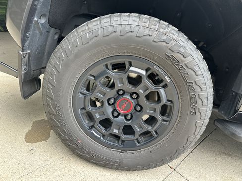 Used 2025 Toyota Sequoia TRD Pro w/ Tow Technology Package AWD/4WD image 34