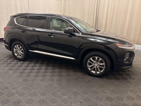 Used 2020 Hyundai Santa Fe SE image 4