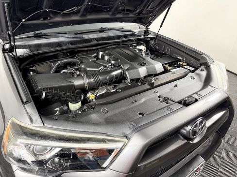 Used 2014 Toyota 4Runner SR5 RWD image 20