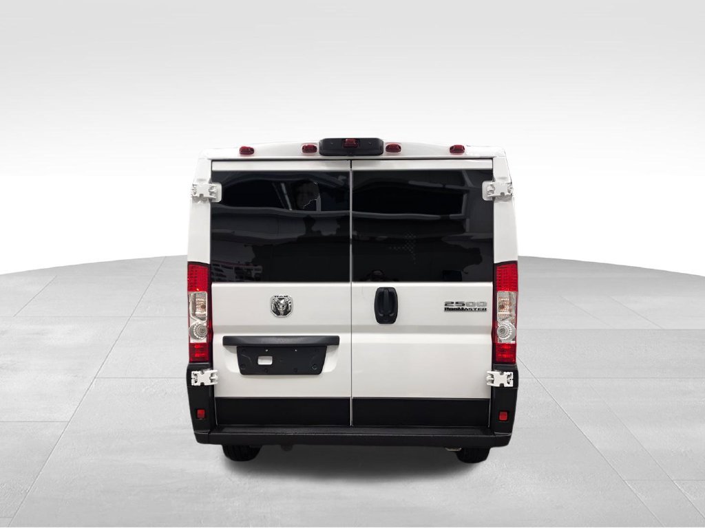 Used 2025 RAM ProMaster 2500 w/ U-Haul Equipment Group FWD image 22