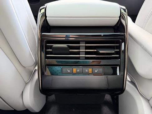 New 2026 Land Rover Range Rover Sport SE AWD/4WD image 12