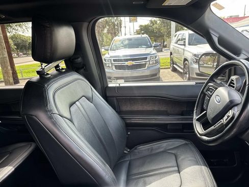 Used 2020 Ford Expedition Limited w/ Texas Edition Package RWD image 13