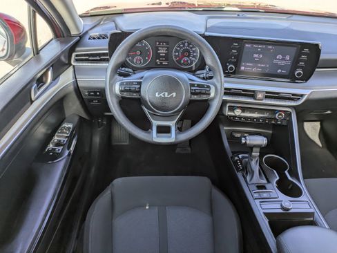 Used 2022 Kia K5 LXS image 17