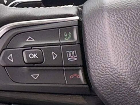 New 2025 Jeep Grand Cherokee L Altitude image 37