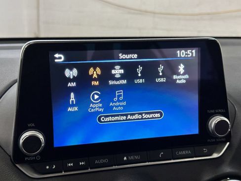 Used 2024 Nissan Sentra SV FWD image 39