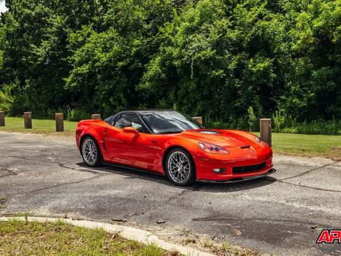 Used 2011 Chevrolet Corvette ZR1 w/ Preferred Equipment Group RWD image 69