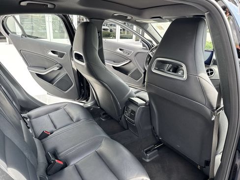 Used 2016 Mercedes-Benz GLA 45 AMG 4MATIC image 33