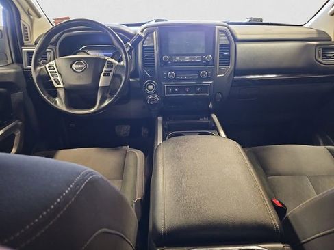 Used 2023 Nissan Titan SV w/ SV Convenience Package image 11
