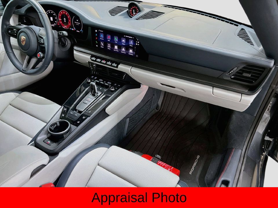 Certified 2026 Porsche 911 Targa 4 GTS AWD/4WD image 29