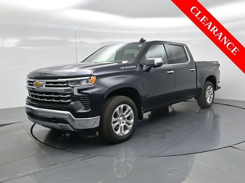 Used 2024 Chevrolet Silverado 1500 LTZ image 2