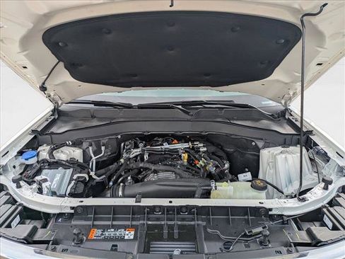 New 2025 Ford Explorer Active image 17