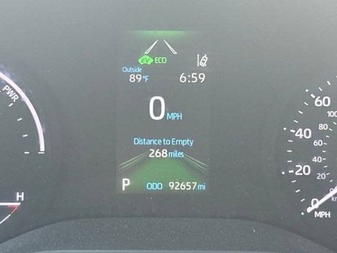 Used 2021 Toyota Sienna XLE FWD image 13