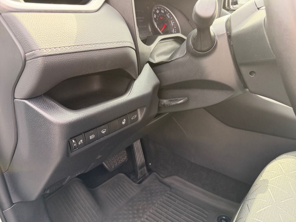 Used 2020 Toyota RAV4 XLE w/ Convenience Package AWD/4WD image 19