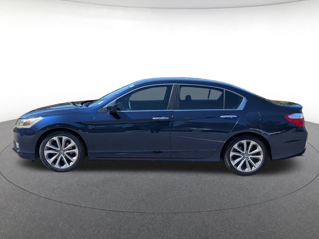 Used 2013 Honda Accord Sport image 2