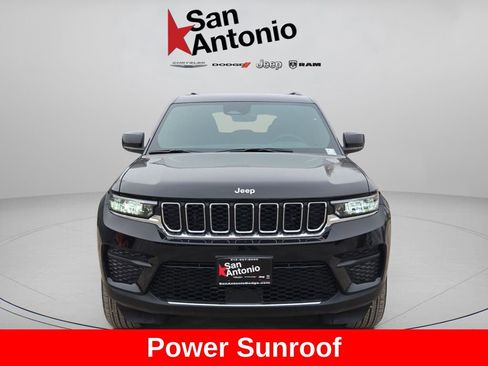 New 2025 Jeep Grand Cherokee Laredo X RWD image 3