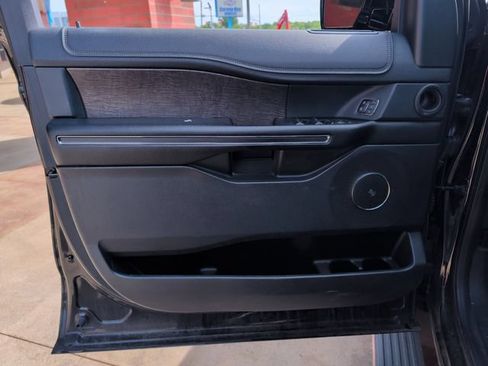Used 2019 Ford Expedition Max Limited w/ Equipment Group 302A AWD/4WD image 13