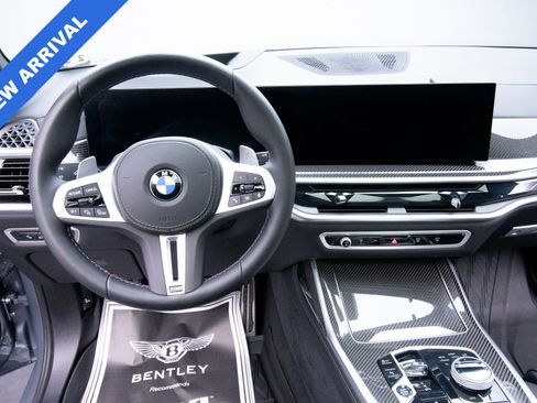Used 2025 BMW X7 M60i w/ Executive Package image 14