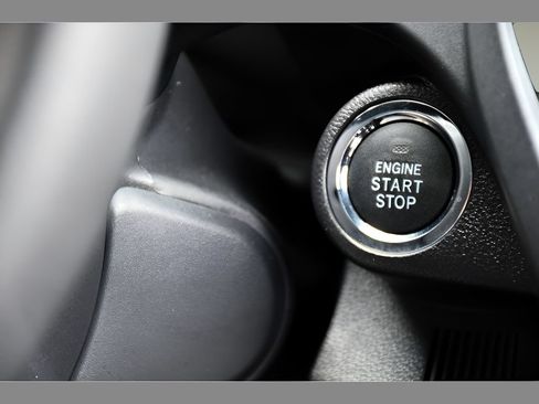 Certified 2026 Subaru Forester Premium AWD/4WD image 35