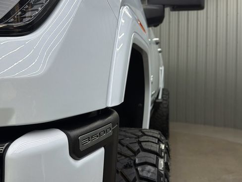 Used 2026 GMC Sierra 3500 Denali Ultimate AWD/4WD image 13