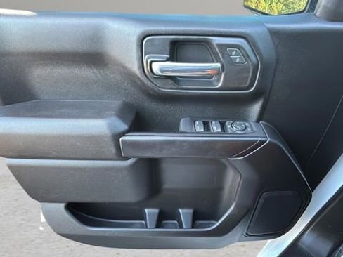 Used 2022 Chevrolet Silverado 1500 Custom RWD image 19