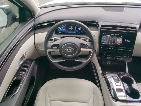 Used 2024 Hyundai Tucson Limited image 19