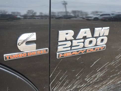 Used 2018 RAM 2500 Tradesman w/ Chrome Appearance Group image 14