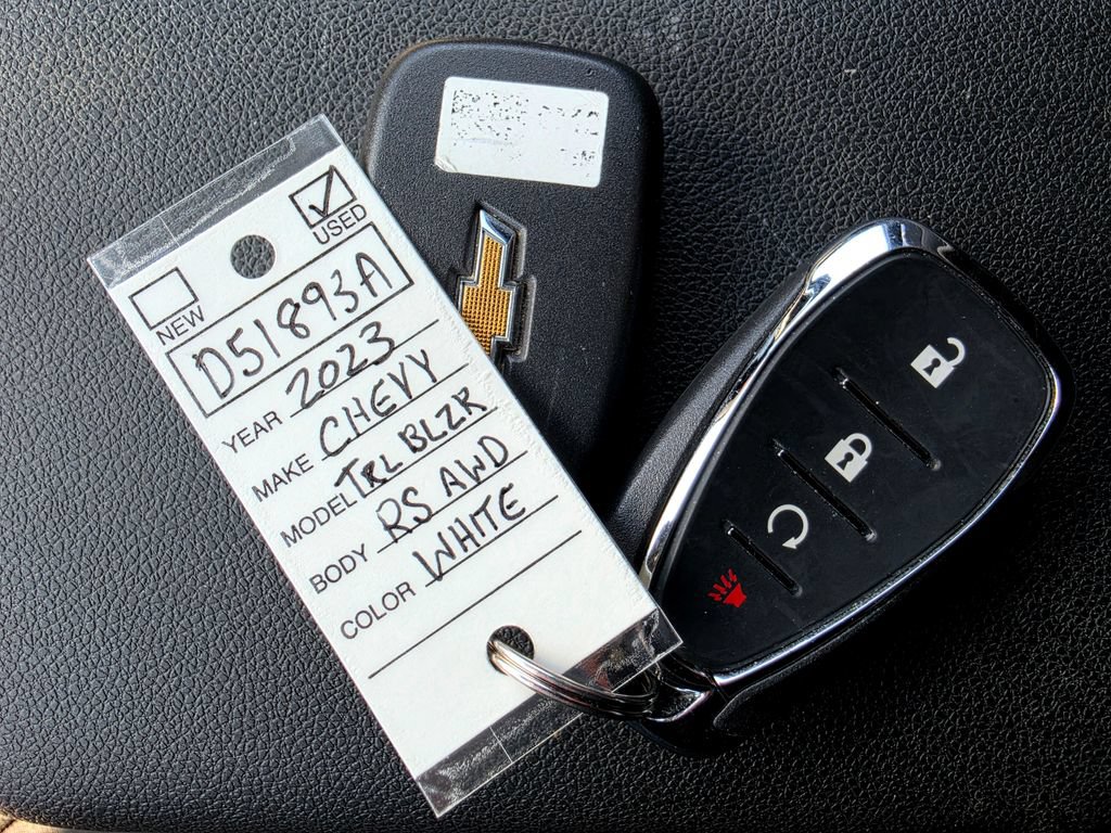 Used 2023 Chevrolet TrailBlazer RS w/ Convenience Package AWD/4WD image 63
