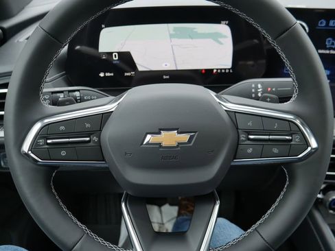 New 2026 Chevrolet Traverse LT image 12