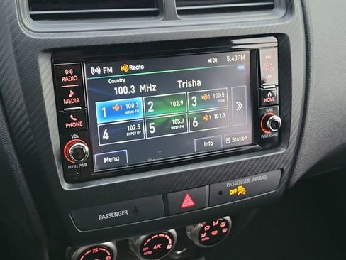 Used 2025 Mitsubishi Outlander Sport ES image 24