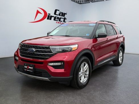 Used 2022 Ford Explorer XLT w/ Equipment Group 202A AWD/4WD image 5
