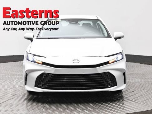 Used 2025 Toyota Camry LE FWD image 2