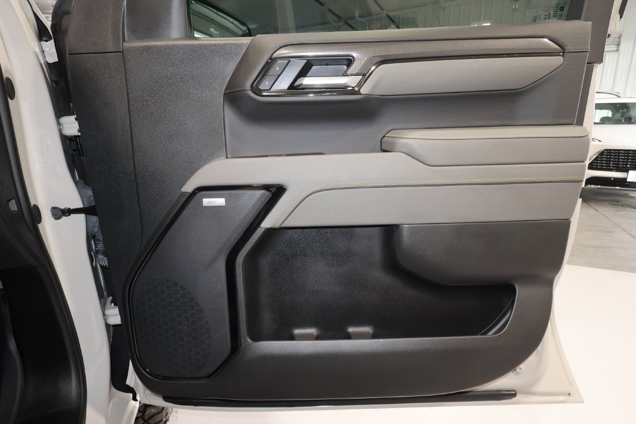 Certified 2026 Chevrolet Silverado 1500 ZR2 w/ LPO, Dark Essentials Package AWD/4WD image 21