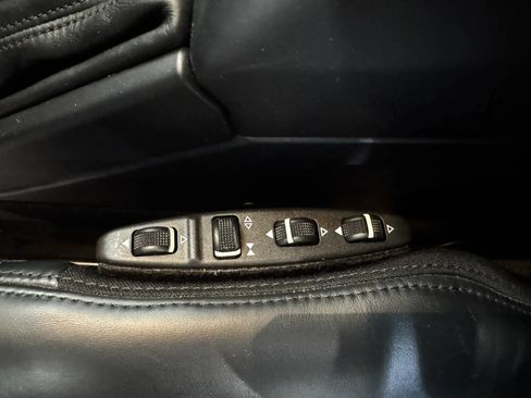 Used 2017 Mercedes-Benz G 63 AMG 4MATIC image 14