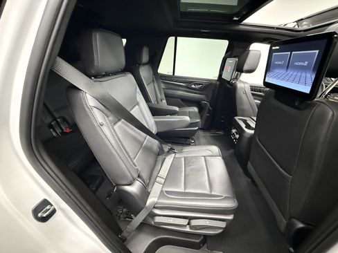 Used 2023 GMC Yukon Denali image 36