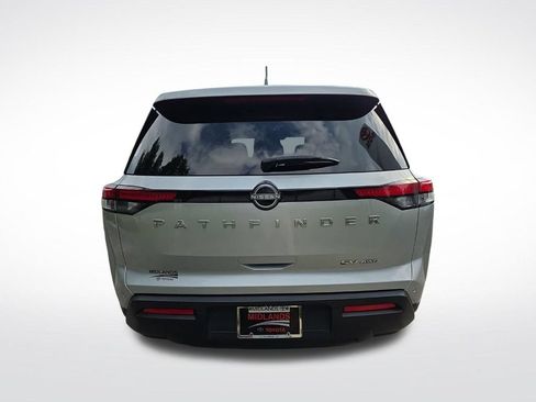 Used 2024 Nissan Pathfinder SV AWD/4WD image 12