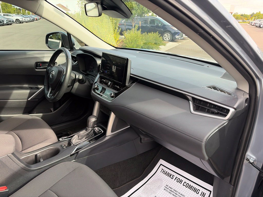 Used 2023 Toyota Corolla Cross LE FWD image 14