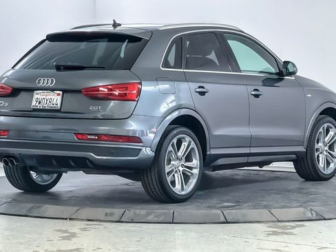 Used 2018 Audi Q3 2.0T Premium Plus w/ Premium Plus Package AWD/4WD image 2