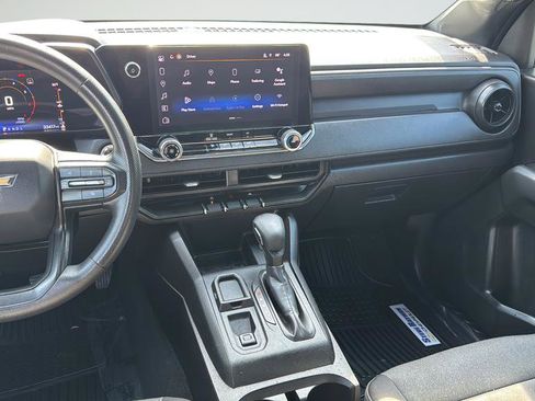 Used 2023 Chevrolet Colorado W/T image 14
