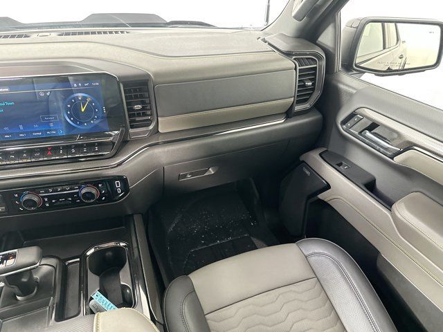 Used 2024 Chevrolet Silverado 1500 ZR2 w/ Technology Package AWD/4WD image 24