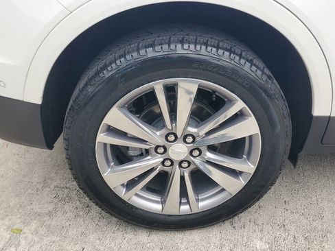 Certified 2024 Cadillac XT5 Premium Luxury w/ Technology Package FWD image 7