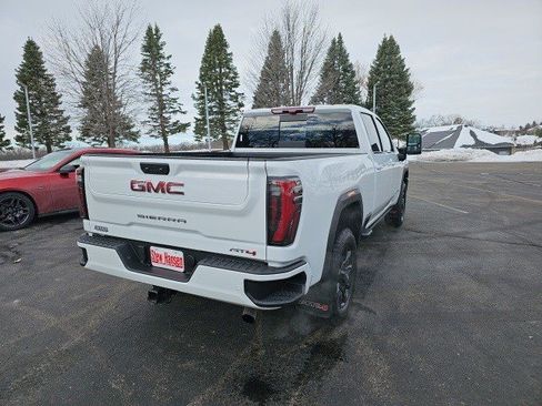 Used 2024 GMC Sierra 3500 AT4 w/ AT4 Premium Plus Package image 7