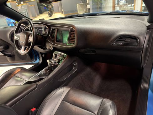 Used 2018 Dodge Challenger GT image 23