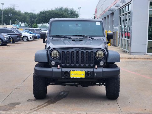 Used 2016 Jeep Wrangler Sport AWD/4WD image 2